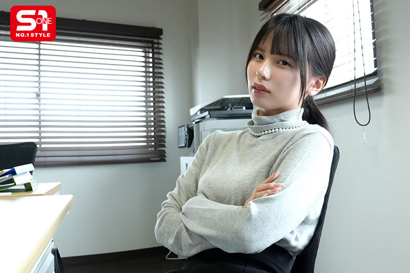 出張先ホテルでチビのくせに生意気な新卒OLと相部屋… この絶好の機会に鷲掴みイラマレ●プで男の力の怖さを分からせてやった。 渚あいり 013
