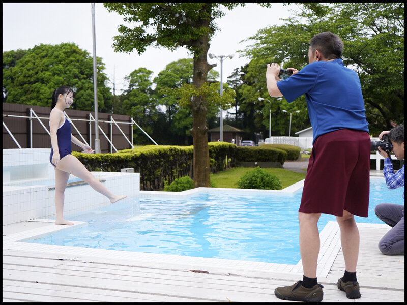 オトナを舐めてるクソ生意気な塩対応アイドル女子校生はわからせ野外輪●レ×プでカメコおじさん達の肉便器に堕ちました 南日菜乃 002