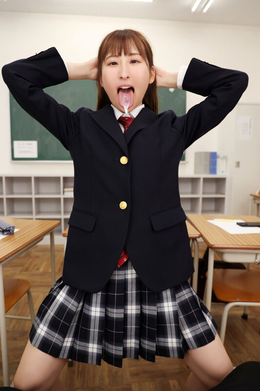 勝気な生徒会長の弱みを握ってわからせチン堕ち絶頂！！ 末広純 001