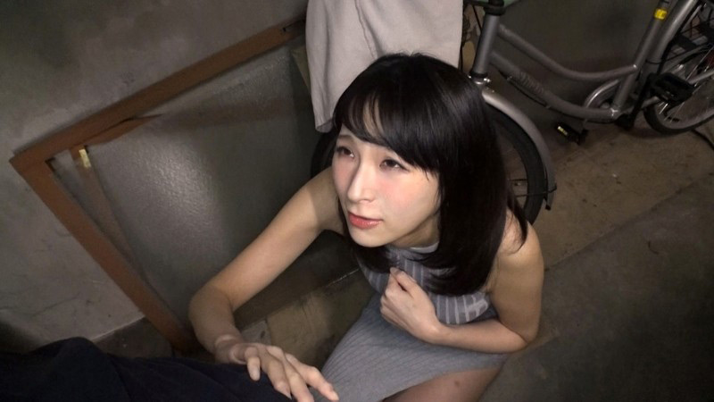 どこでもフェラさせられちゃう素人娘たち 12人 008